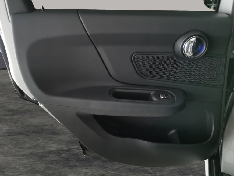 2023 MINI Countryman 1.5 Cooper Classic SUV 5dr Petrol Steptronic Euro 6 (s/s) (136 ps) - HEATED ...