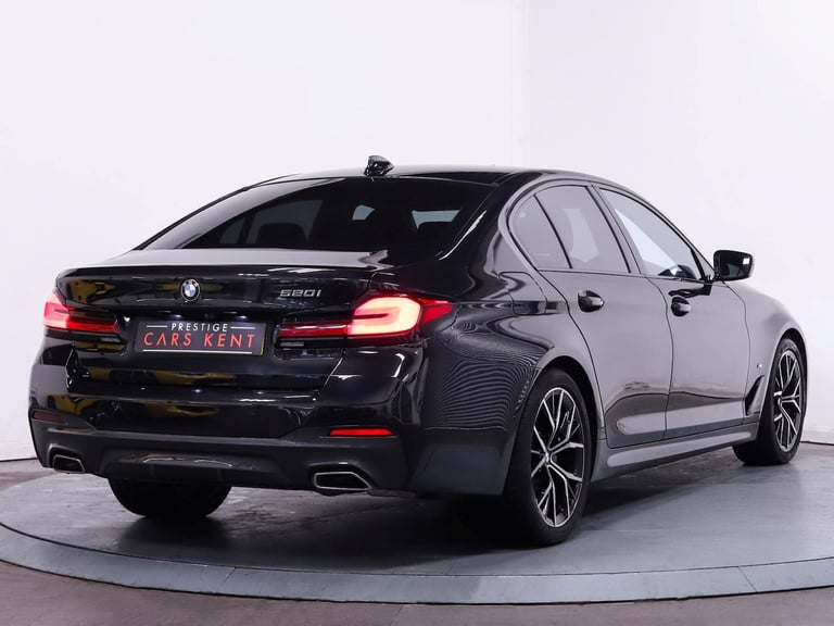 2022 BMW 5 Series 520i M Sport Saloon SALOON Petrol/Electric Hybrid Automatic