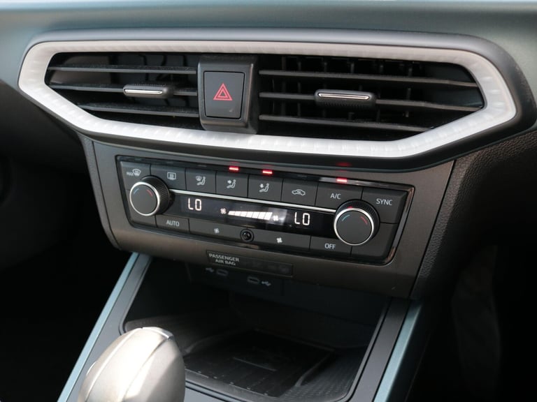 2022 SEAT Arona 1.0 TSI XPERIENCE SUV 5dr Petrol DSG Euro 6 (s/s) (110 ps) HATCHBACK Petrol Autom...