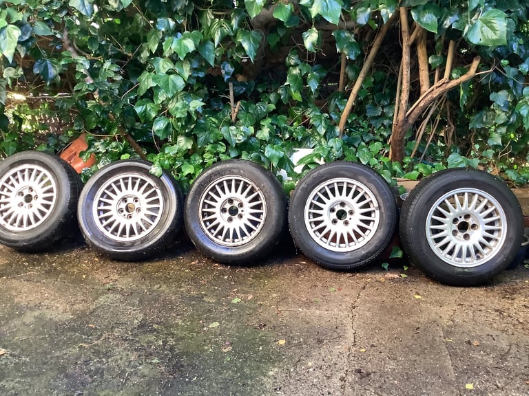 Volvo 240 set of 5 original alloy wheels