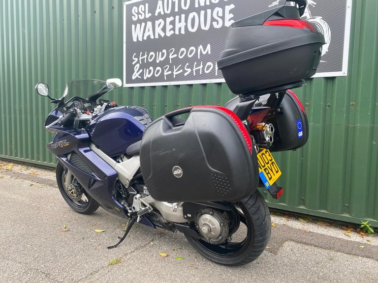 Honda VFR 800F-2 Low Miles Full Luggage Recent Big Service 
