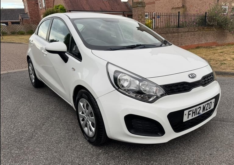 2012 KIA RIO 1 1.2 GENUINE 35,000 MILES LONG MOT JUST SERVICED 1 FORMER KEEPER! 