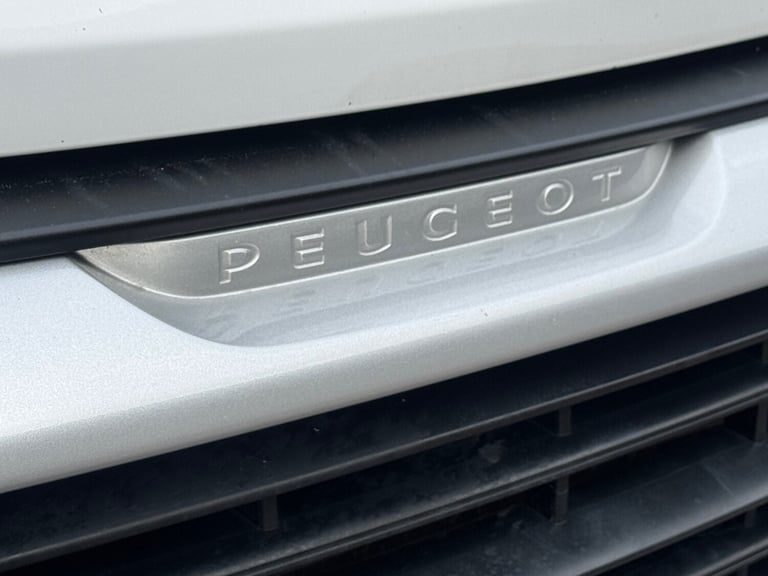2021 Peugeot Boxer 2.2 BlueHDi 335 Built for Business L4 Euro 6 Luton Van Luton Diesel Manual