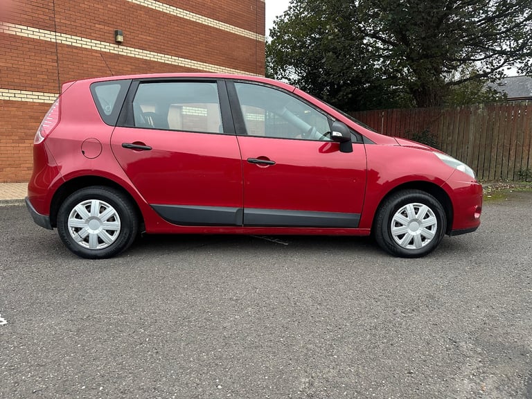 Renault, SCENIC, MPV, 2010, Manual, 1598 (cc), 5 doors