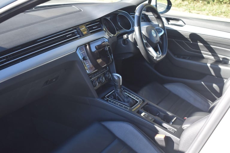 2020 Volkswagen Passat 2.0 TDI EVO R-Line DSG Euro 6 (s/s) 5dr ESTATE Diesel Automatic