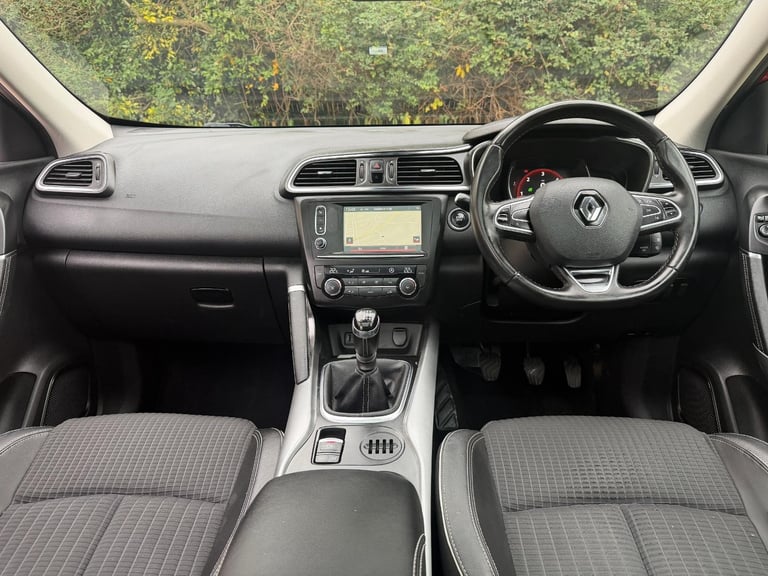 Renault Kadjar 1.6 dCi Signature Nav Euro 6 5dr DIESEL MANUAL 2016/65