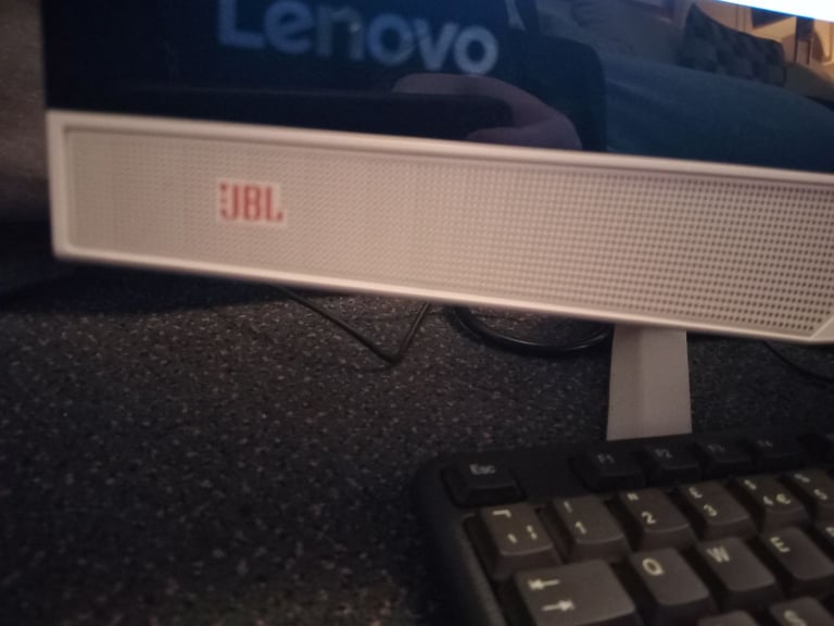 stunning touch screen all in one from lenovo - win11 - i5 6th - wifi - bluetooth 