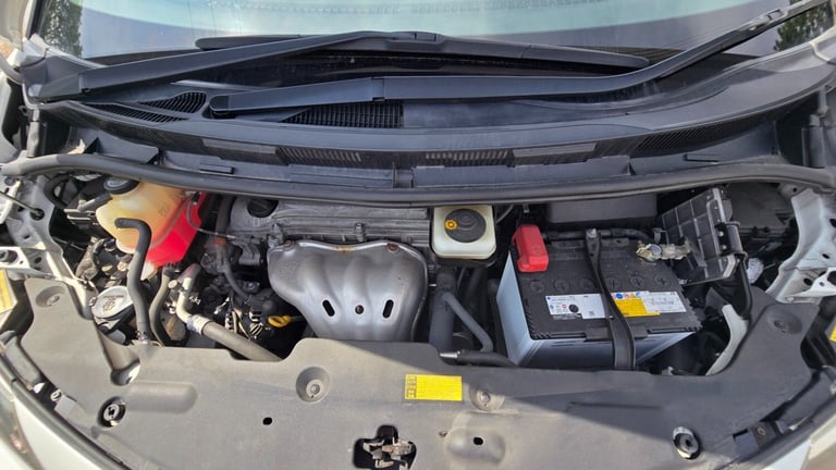 Fresh JDM Import Toyota Estima Aeras G Edition 2.4 Auto 7 Seater MPV Ulez Free