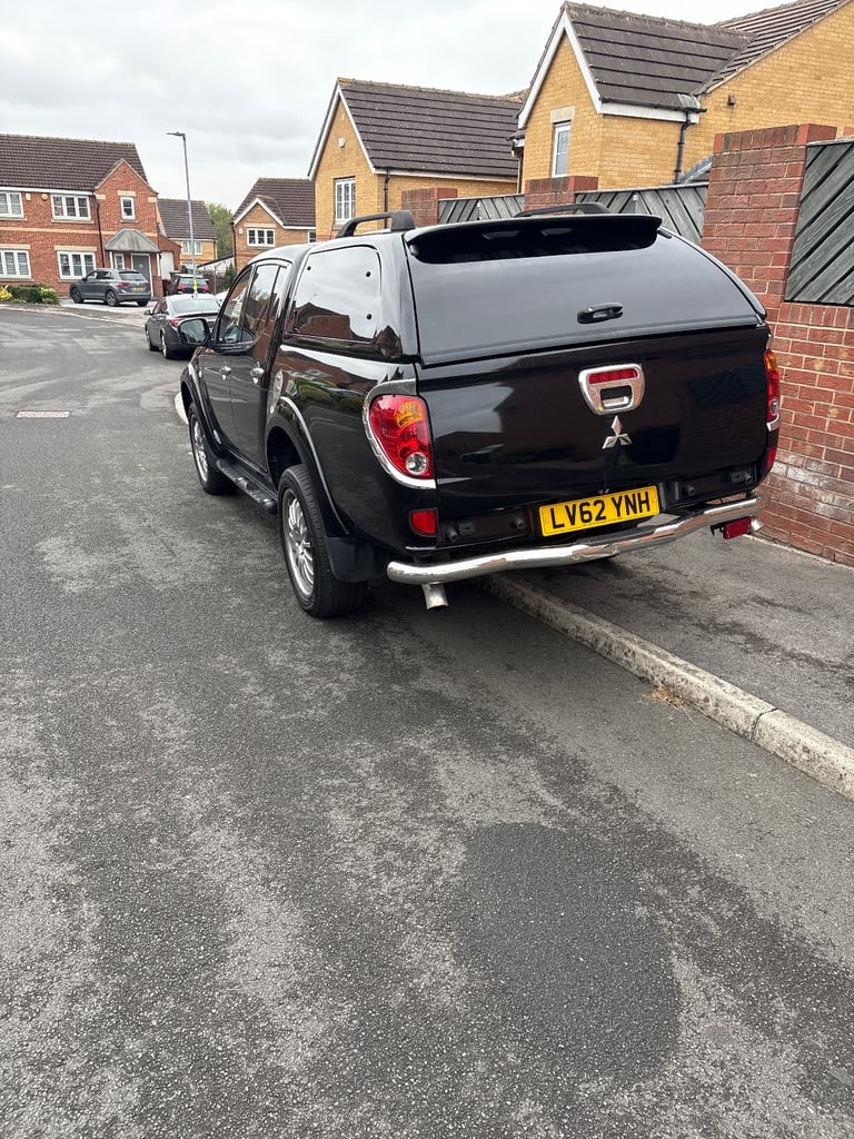 Mitsubishi, L200 W-SHAW LB DCB DI-D 4, Pick Up, 2013, 2477 (cc)