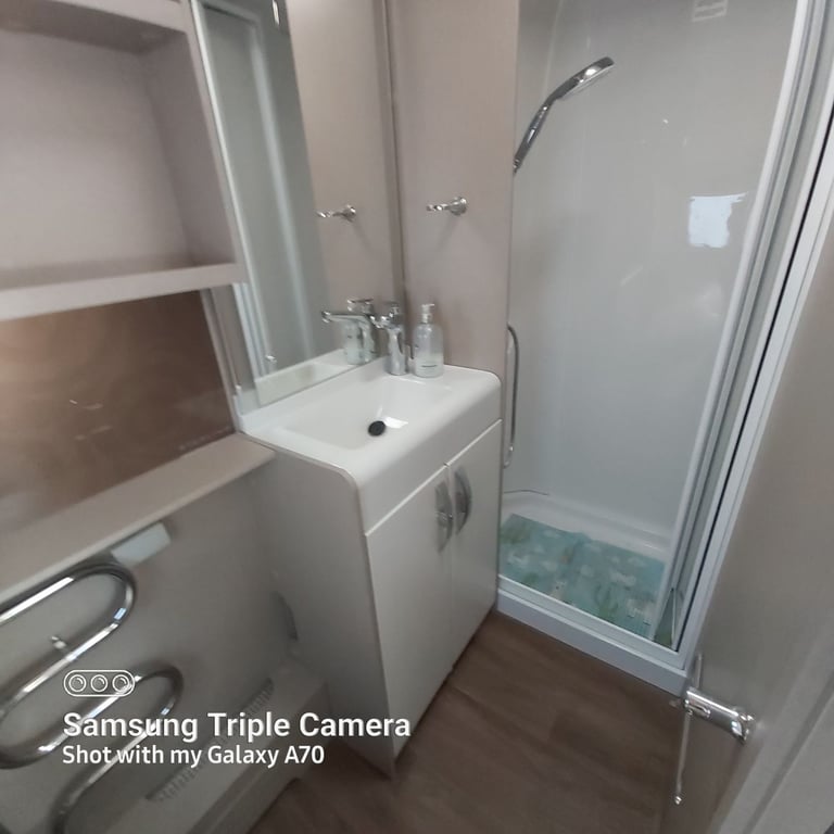 Sterling Elite Four Berth Caravan 2017  With Awning and Winter Cover . Ready to Go.
