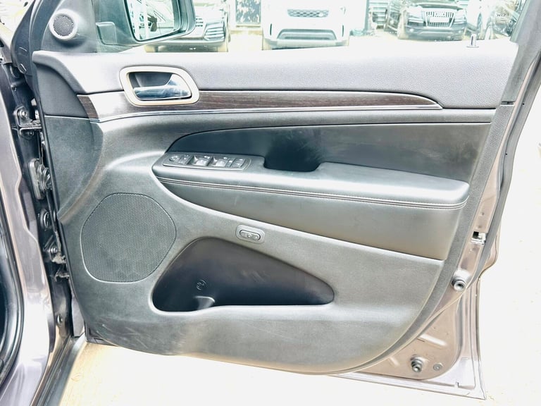 2014 Jeep Grand Cherokee 3.0 V6 CRD Limited Auto 4WD Euro 5 5dr ESTATE Diesel Automatic