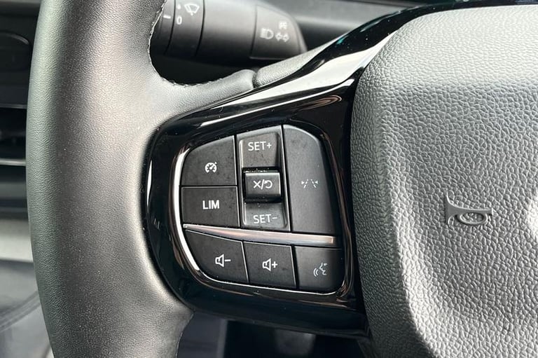 2025 Ford Transit Custom 280 Limited L1 SWB FWD 2.0 EcoBlue 136ps APPLE CAR PLAY + ANDROID AUTO, ...