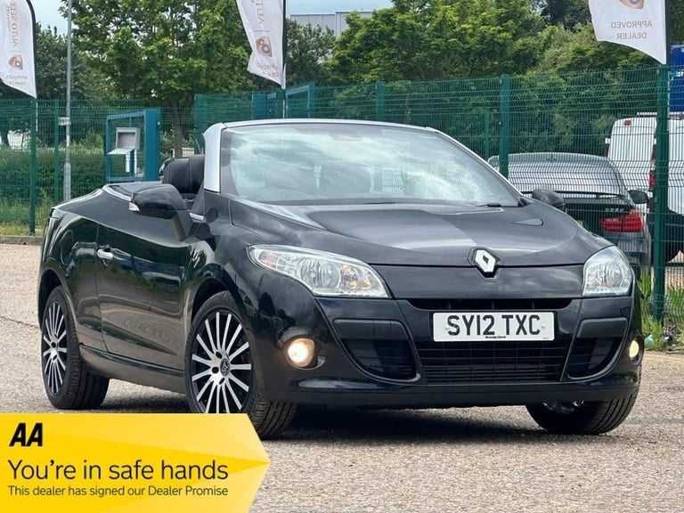 2012 Renault Megane 1.9 dCi Dynamique TomTom Euro 5 2dr CONVERTIBLE Diesel Manual
