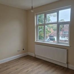 An one bedroom refurbished apartment and very close to Moseley Village