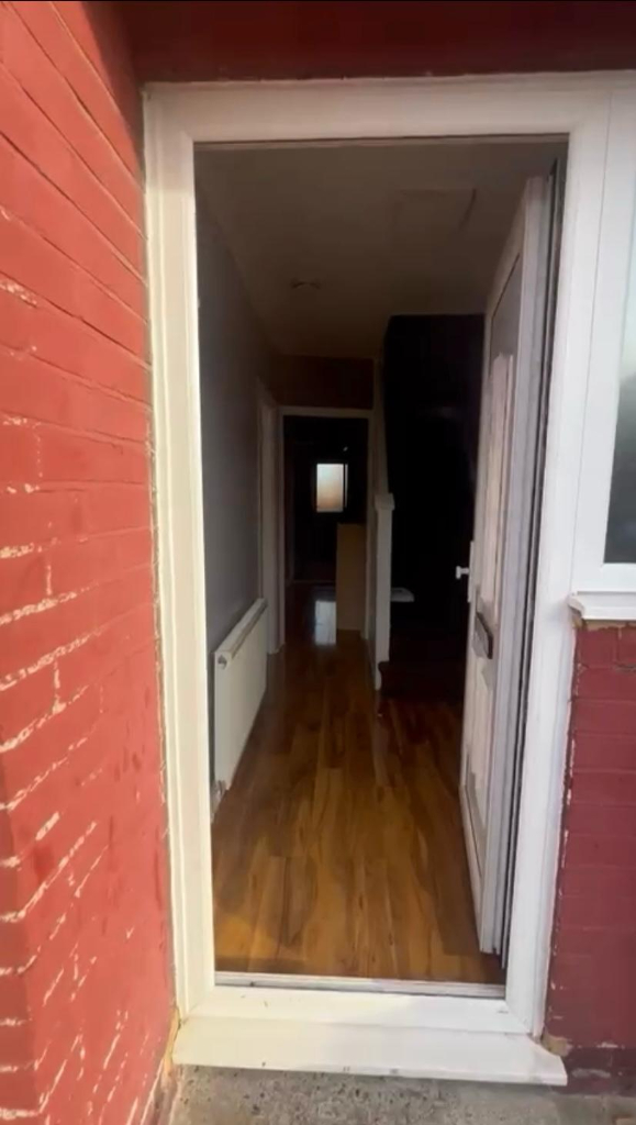 BEAUTIFUL 6 BEDROOM PROPERTY IN DAGENHAM FOR RENT (RM10) in