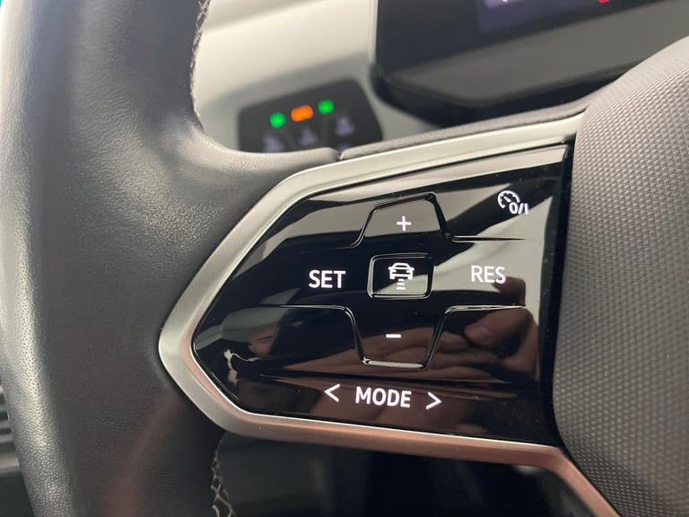 2022 Volkswagen ID.3 Pro 58kWh Family Hatchback 5dr Electric Auto (145 ps) - COMFORT PACK - BLUE ...