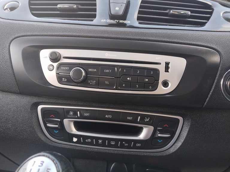 2013 Renault Scenic 1.6 dCi Dynamique TomTom Euro 5 (s/s) 5dr Diesel