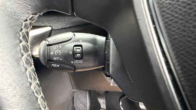 2020 Peugeot 3008 1.5 BlueHDi Allure 5dr HATCHBACK DIESEL Manual