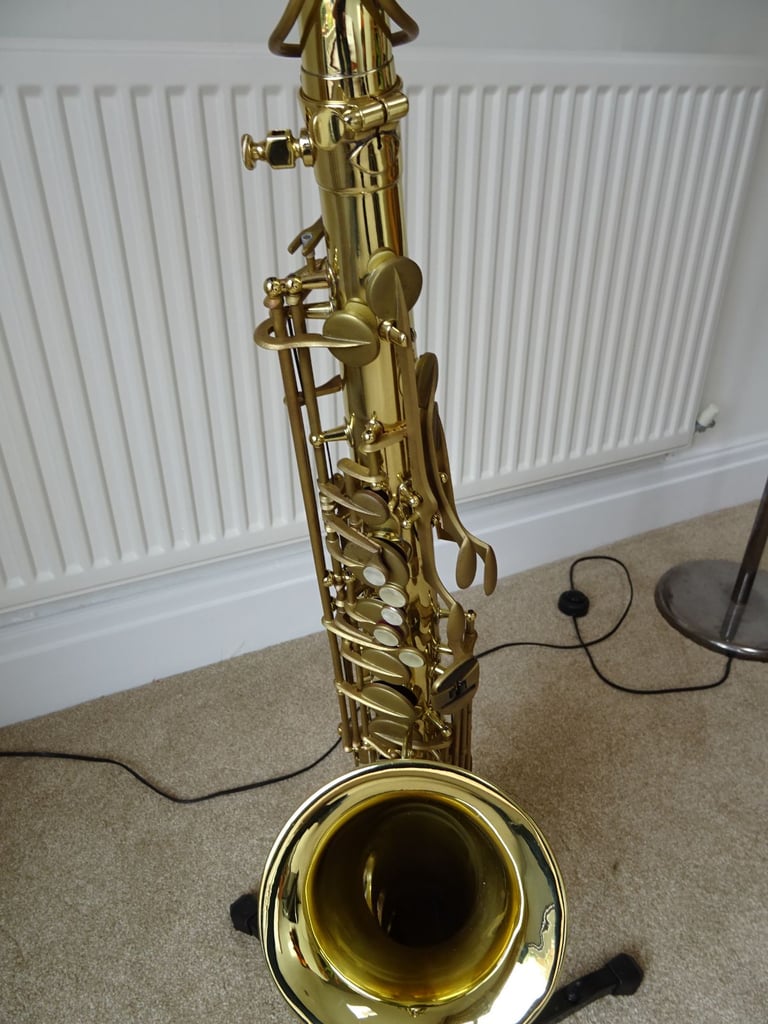 BUFFET SUPER DYNACTION TENOR, ROO PADS, NO TOP F#, HR MPC, 2 NECKS