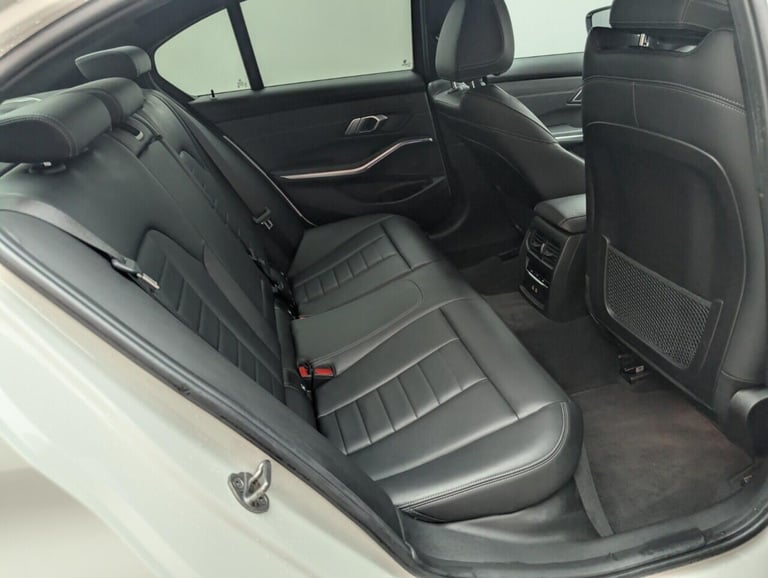 2021 BMW 3 Series 2.0 330i M Sport Saloon 4dr Petrol Auto Euro 6 (s/s) (258 ps) - ALLOY, PRIV SAL...