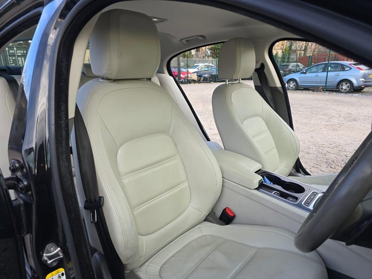 2016 Jaguar XE 2.0d Prestige Auto Euro 6 (s/s) 4dr Saloon Diesel Automatic