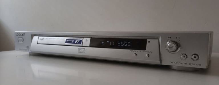 Sony DVP-NS305 DVD/cd Player.