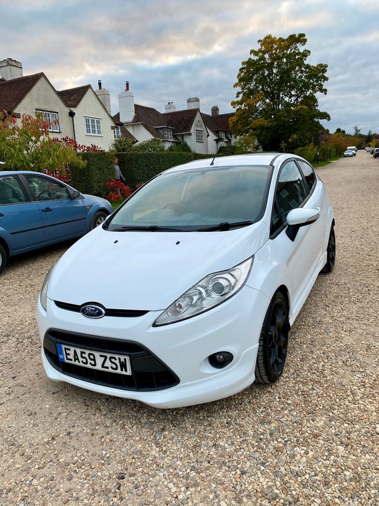 Ford, FIESTA, Hatchback, 2010, Manual, 1596 (cc), 3 doors