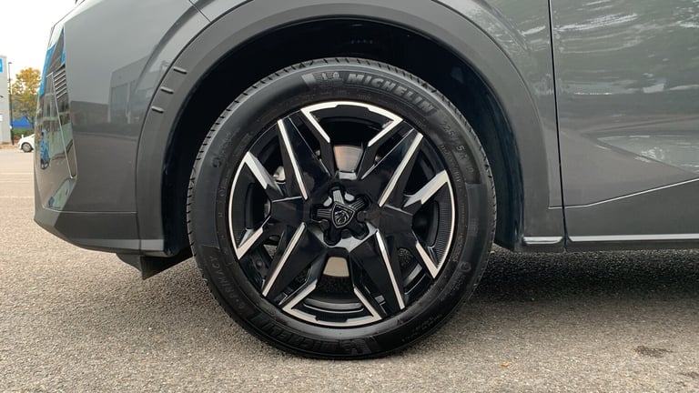 2025 Peugeot 5008 1.2 HYBRID GT SUV 5dr Petrol Hybrid e-DSC6 Euro 6 (s/s) (136 ps) SUV Hybrid Aut...