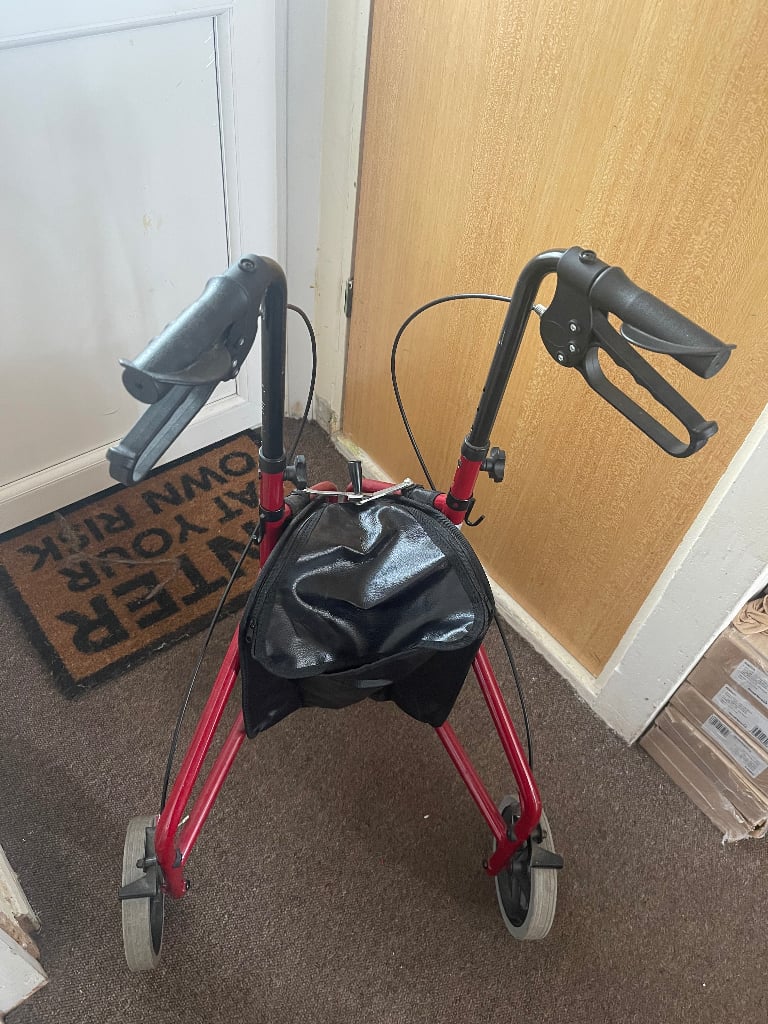 image for 3 wheel walker 