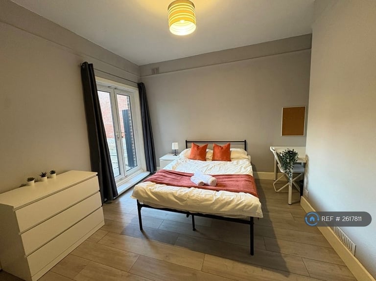 1 bedroom in Stanfield Road, Bournemouth, BH9 (#2617811)