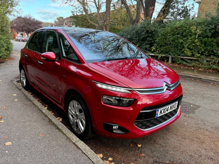 2014 CITROEN C4 PICASSO 1.6 DIESEL(TOP SPEC), 10 MONTHS MOT, £20 TAX PER YEAR,FULL SERVICE HISTORY 