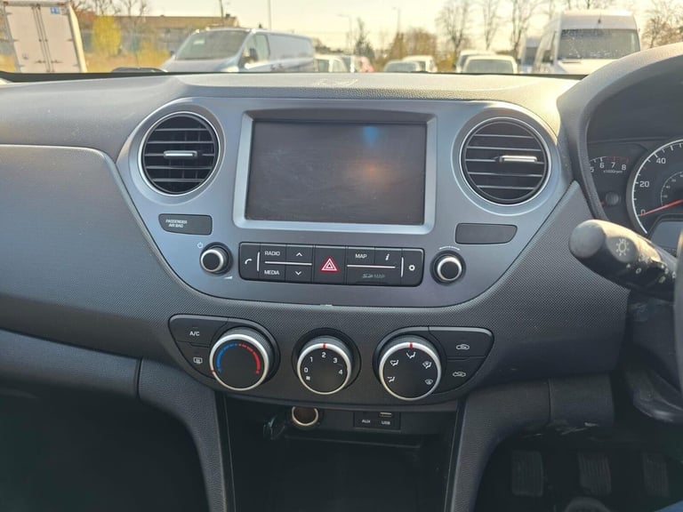 2019 Hyundai i10 1.0 Play Euro 6 5dr Hatchback Petrol Manual