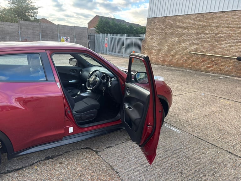 2010 Nissan Juke 1.6 Visia 5dr HATCHBACK Petrol Manual