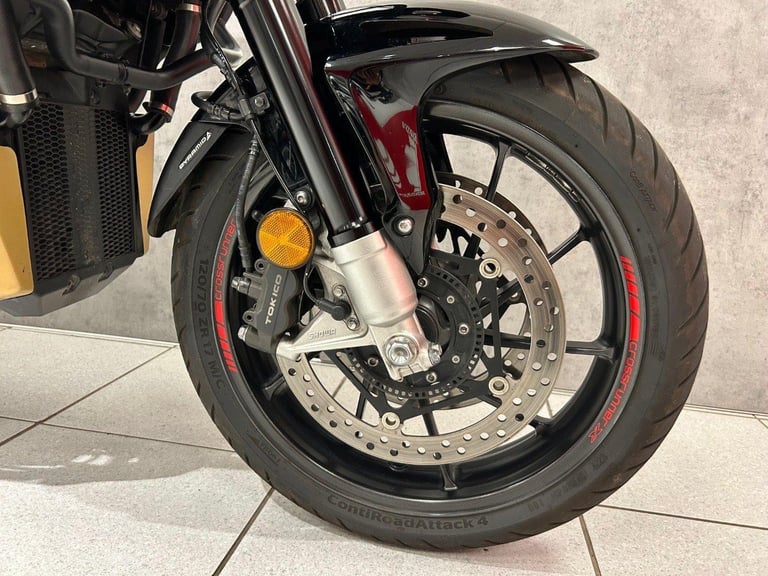 65/2015 Honda VFR800X Crossrunner - 15969 miles 