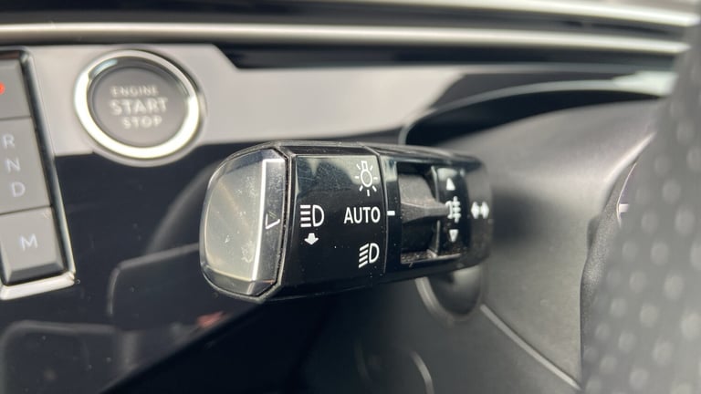 2025 Peugeot 3008 1.2 HYBRID GT SUV 5dr Petrol Hybrid e-DSC6 Euro 6 (s/s) (136 ps) SUV Hybrid Aut...