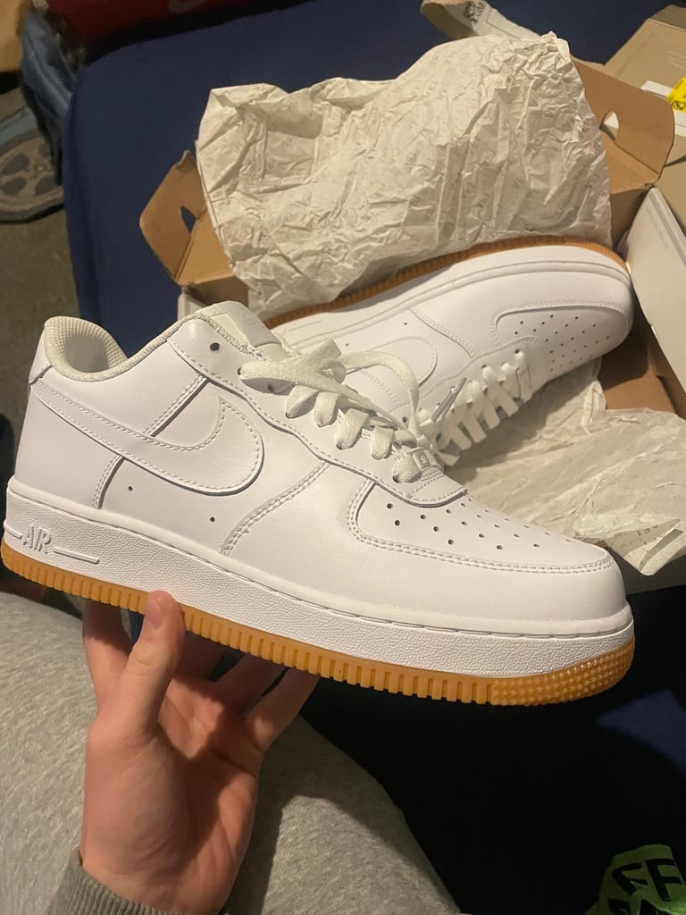 Airforce 1’s Tan Bottoms UK9