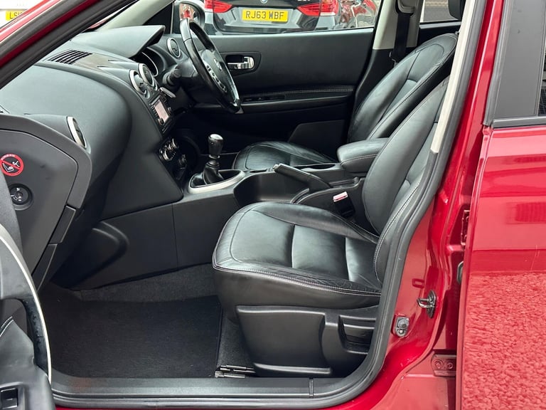 2011 Nissan Qashqai 1.5 dCi Tekna 2WD Euro 5 5dr HATCHBACK Diesel Manual