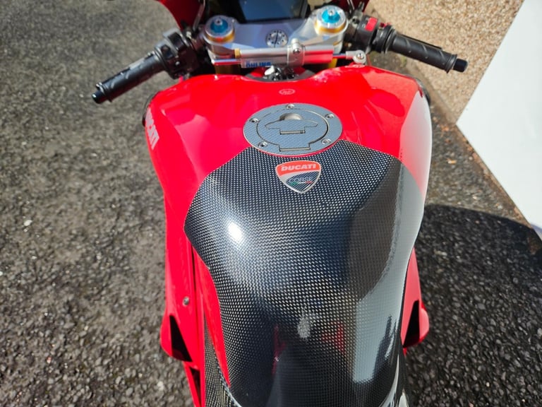 Ducati 1098s in outstanding condition 