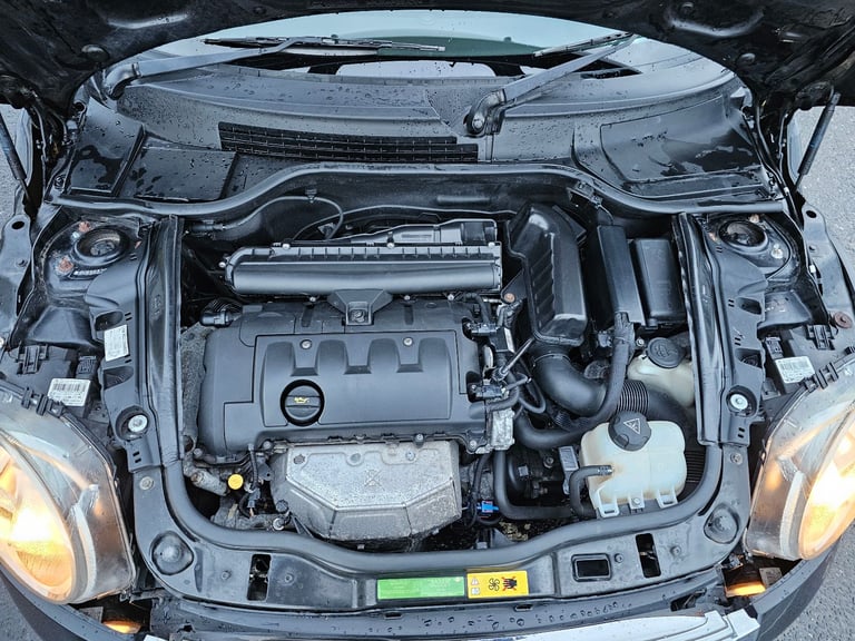 Mini One 1.6 Manual **FRESH MOT GREAT EXAMPLE**