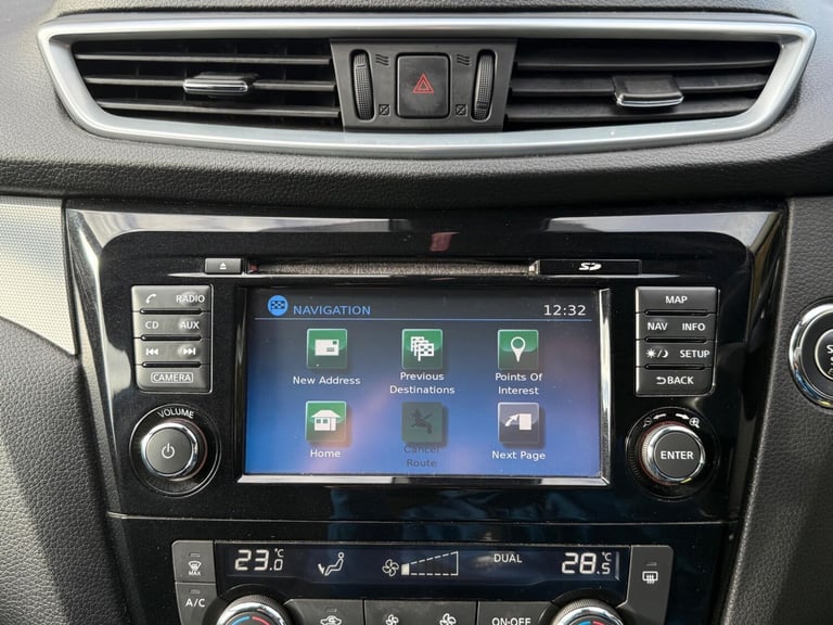 2017 Nissan Qashqai 1.2 DIG-T N-Connecta Euro 6 (s/s) 5dr HATCHBACK Petrol Manual