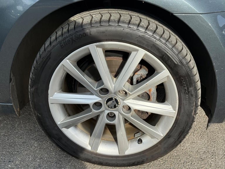 2015 Skoda Octavia 2.0 TDI CR Elegance 5dr ESTATE DIESEL Manual