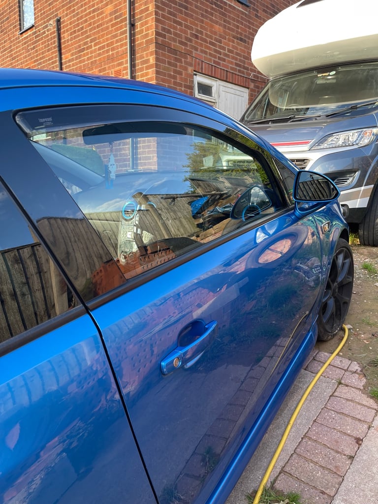 Vauxhall, CORSA, VXR Hatchback, 2011, Manual, 1598 (cc), 3 doors