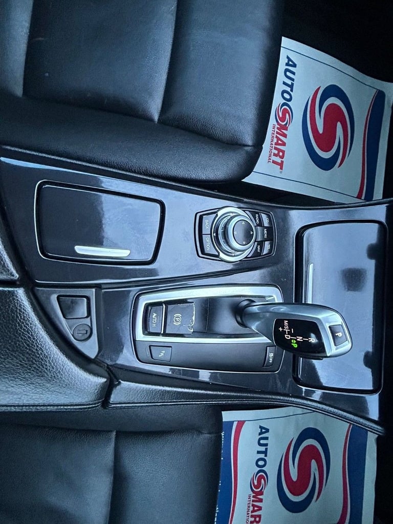 2011 60 BMW 5 SERIES 3.0 523I SE TOURING 5DR PETROL STEPTRONIC EURO 5 (204 PS)