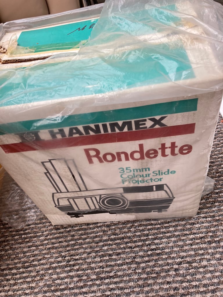 Hanimex Rondette 35mm colour slide projector