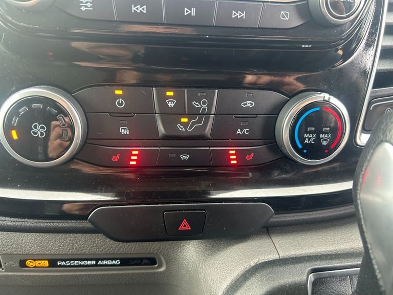 2018 68 FORD TRANSIT CUSTOM 2.0 300 ECOBLUE LIMITED PANEL VAN 5DR DIESEL AUTO L1