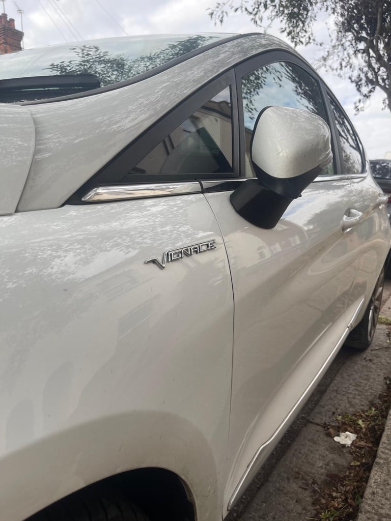 Ford, FIESTA VIGNALE, Hatchback, 2018, Damaged Salvage Repairable 2 owners,