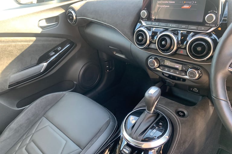 2023 Nissan Juke 1.6 Hybrid Tekna+ 5dr Auto HATCHBACK PETROL/ELECTRIC Automatic