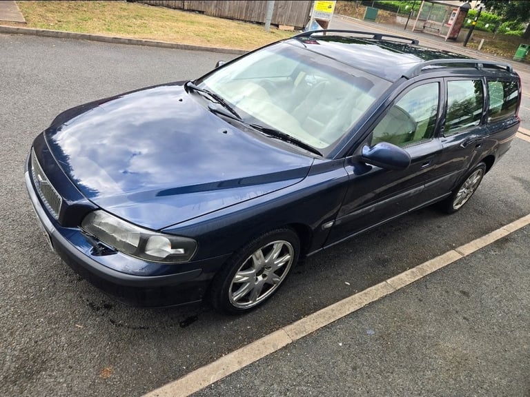 Volvo, V70 T5, Estate, 2001, Automatic, 2319 (cc), 5 doors