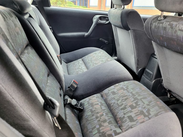 1999/V VAUXHALL VECTRA B 2.0 DI CLUB mondeo focus astra dci citroen renault laguna classic