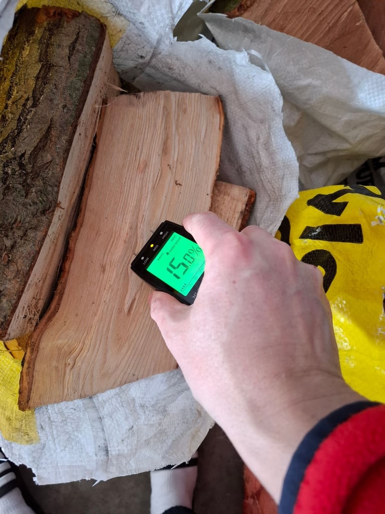 🔥 Hardwood Kiln Dried Firewood (100% Ash) - Kindling - Softwood Netting Bags - Smokeless Coal 🔥 